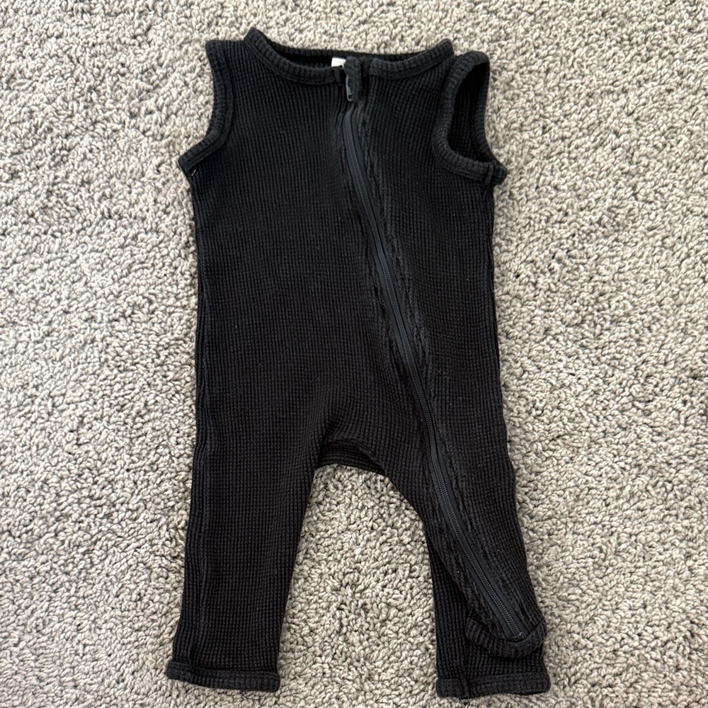 Cozy Black Sleeveless Kids Bodysuit